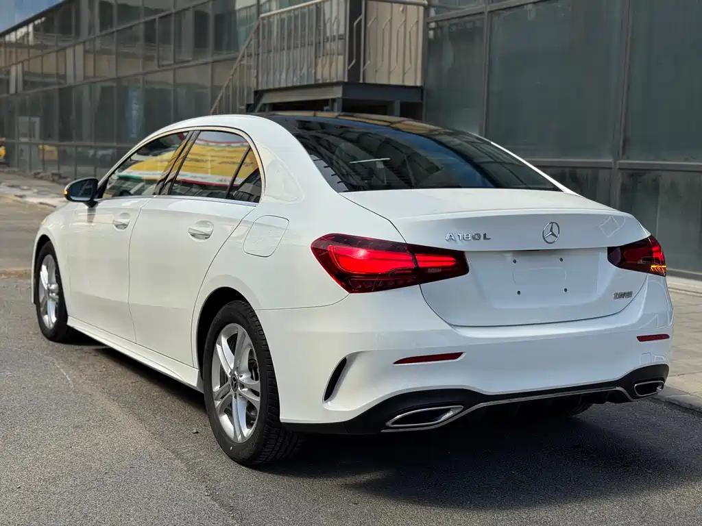 Mercedes-Benz A-Class 2023 A 180 L купить на сайте DeffCars