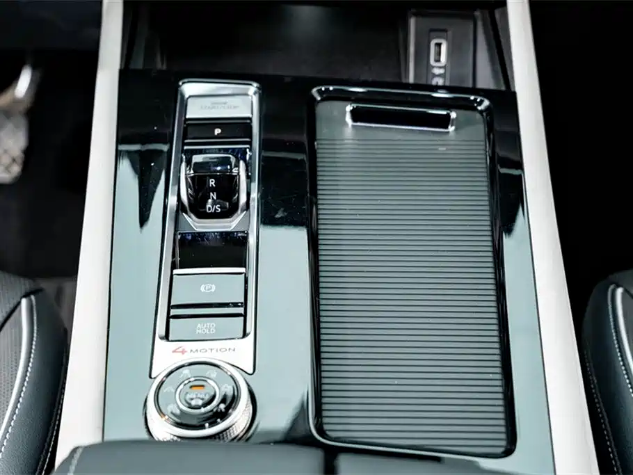 Touron 2023 facelift 380TSI four-wheel drive luxury version купить на сайте DeffCars