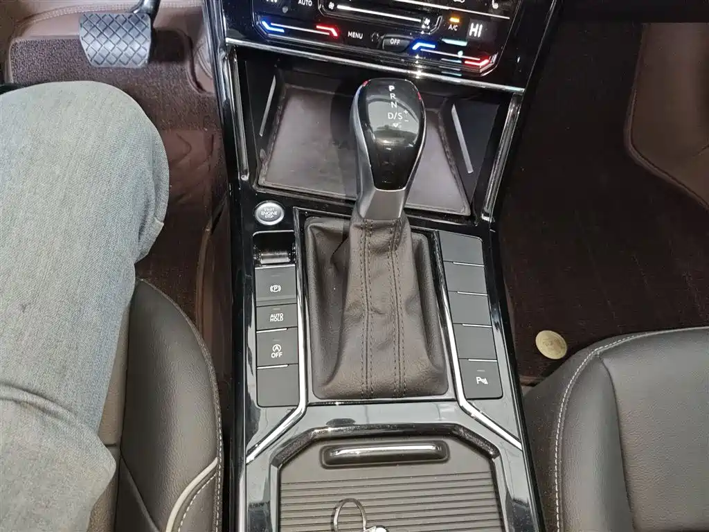 Passat 2022 330TSI Starry Sky Elite Edition купить на сайте DeffCars
