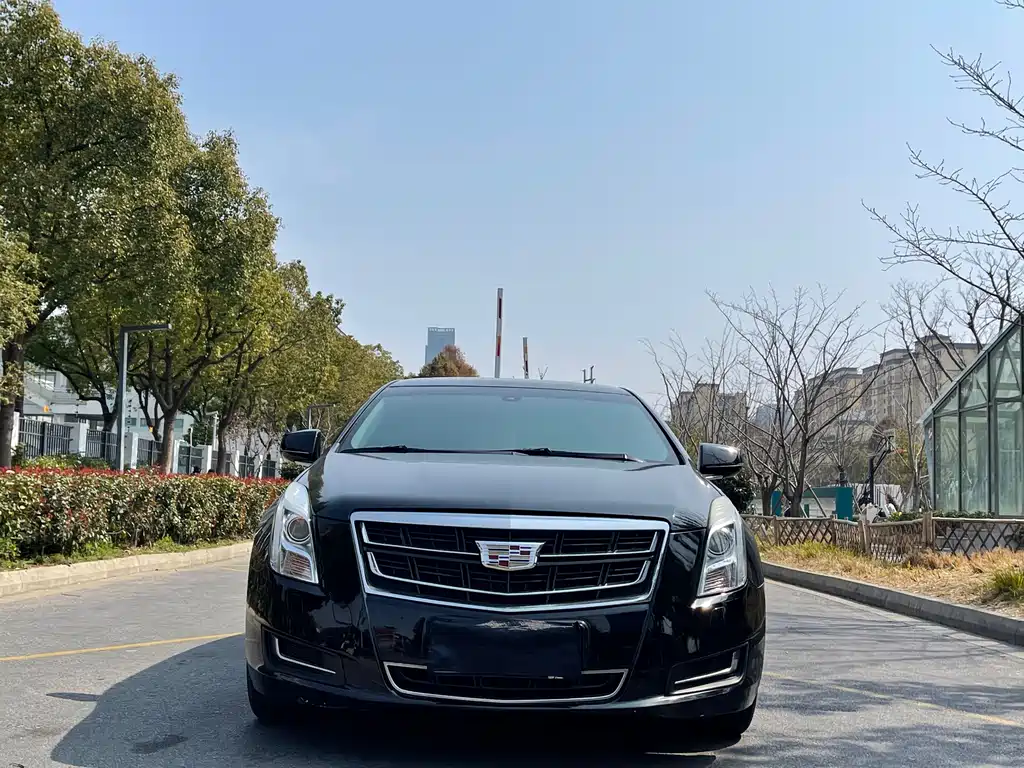 Cadillac XTS 2015 28T Comfort Model купить на сайте DeffCars