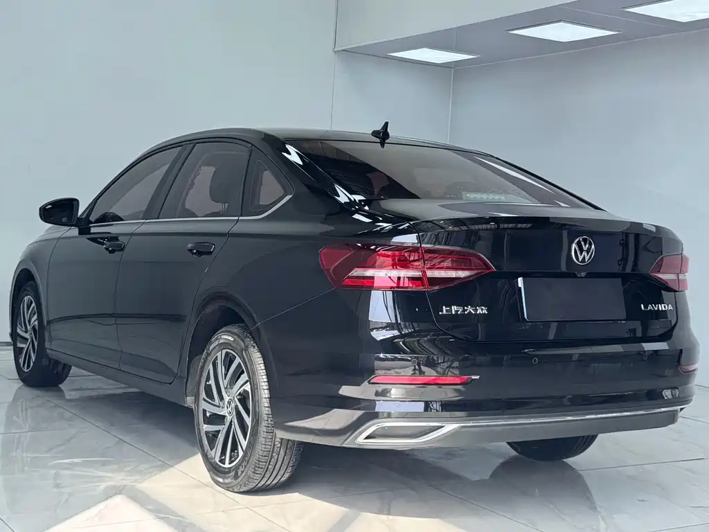 Lavida 2022 1.5L automatic comfort version купить на сайте DeffCars