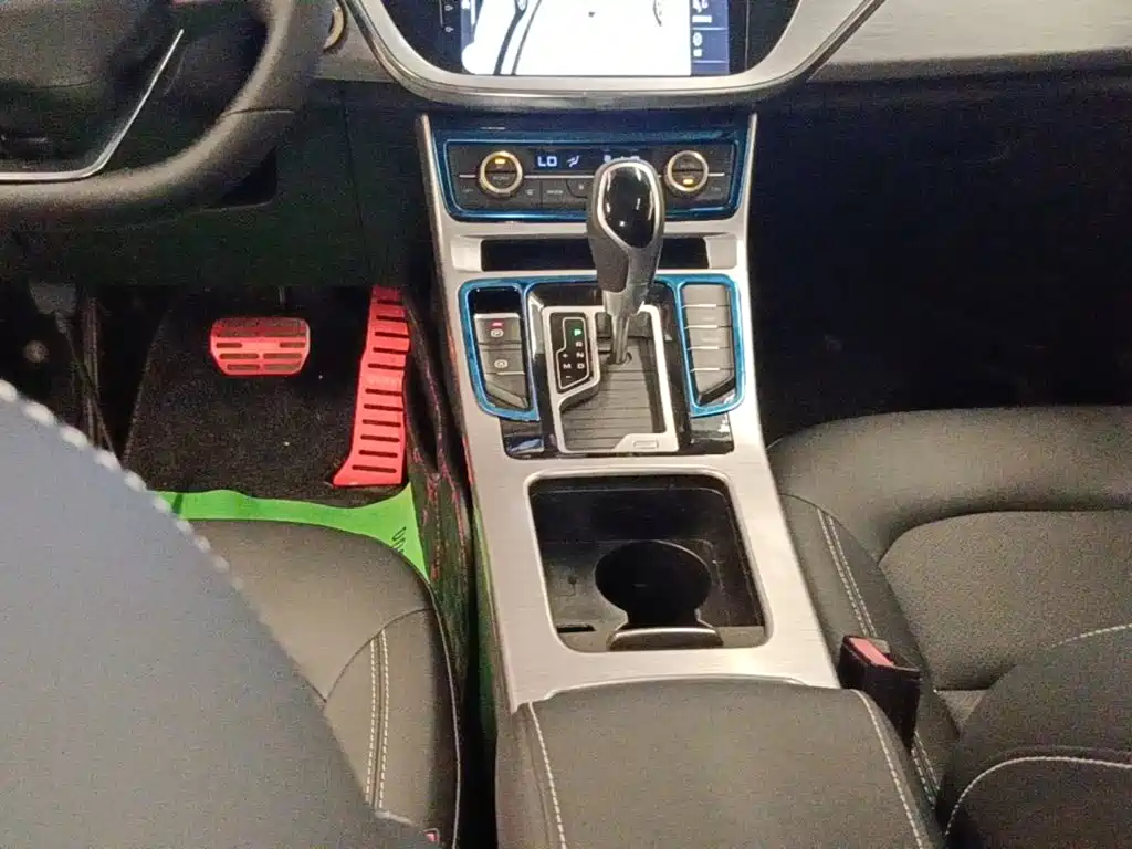 Emgrand GS 2019 1.4T CVT Ya купить на сайте DeffCars