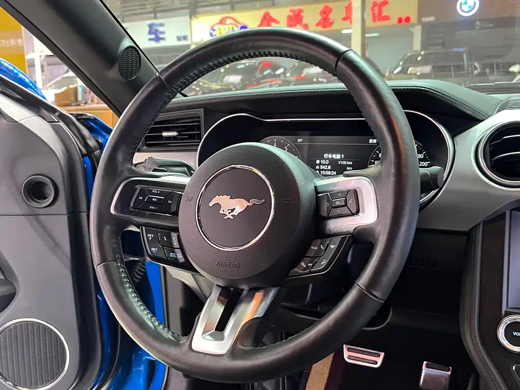 Mustang 2019 2.3L EcoBoost купить на сайте DeffCars