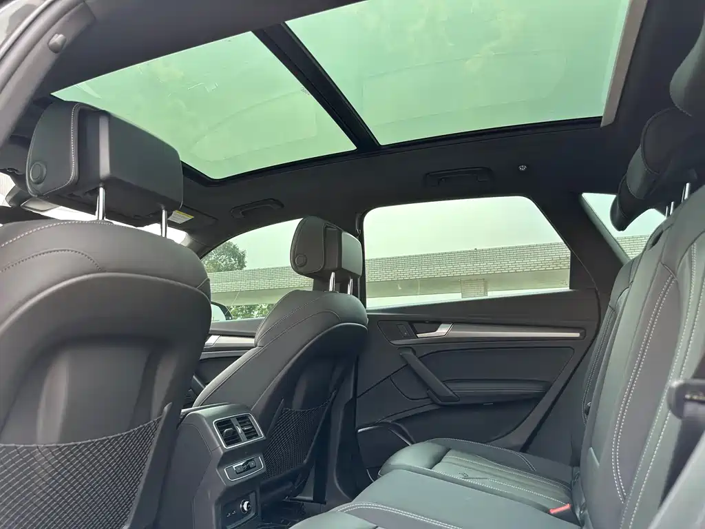 Audi Q5L 2023 40T luxury and dynamic model купить на сайте DeffCars