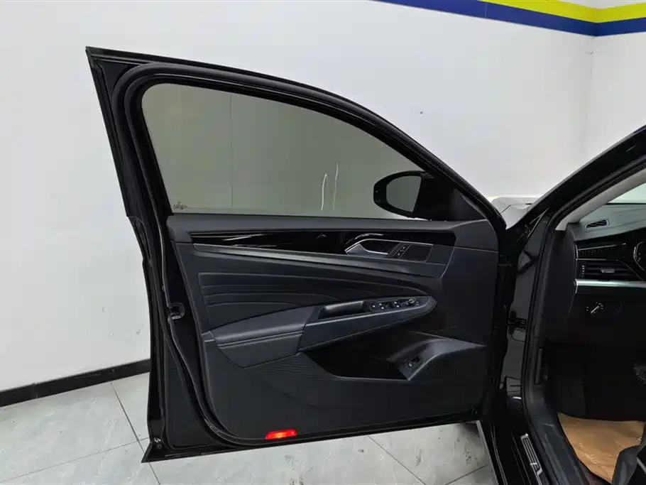 Passat 2024 380TSI Elite Edition купить на сайте DeffCars