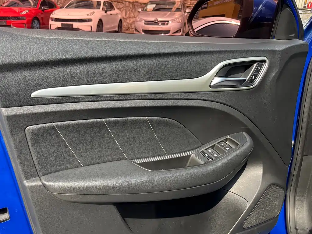 MG ZS 2018 1.5L Automatic Elite Edition National V купить на сайте DeffCars