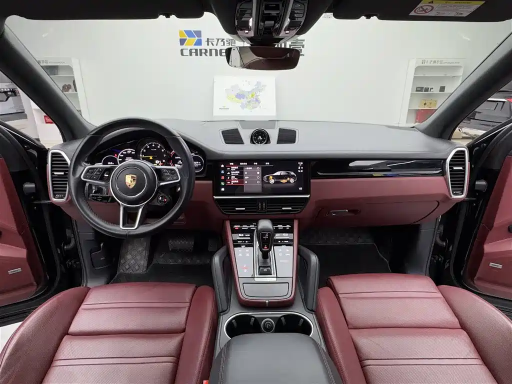 Cayenne New Energy 2023 Cayenne E-Hybrid 2.0T Platinum Edition купить на сайте DeffCars