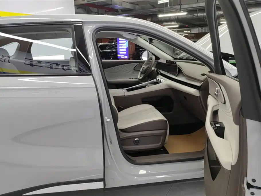 Yaoguang C-DM 2024 1.5T long battery life Pro купить на сайте DeffCars