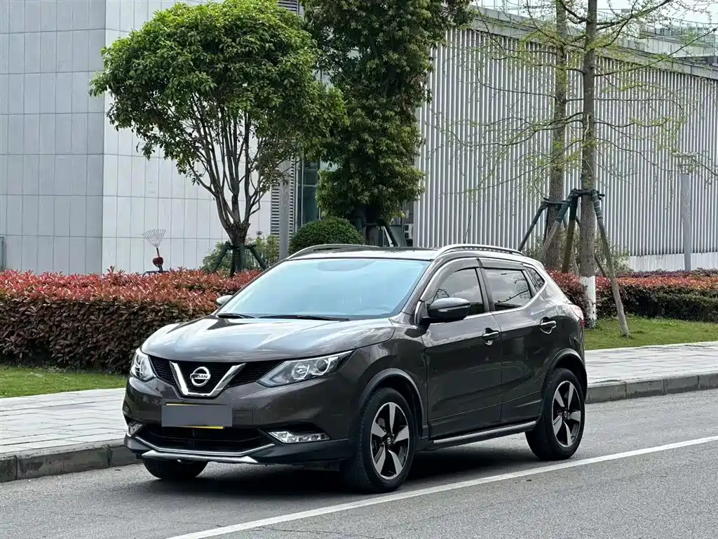 Qashqai 2017 2.0L CVT Smart Edition National V купить на сайте DeffCars