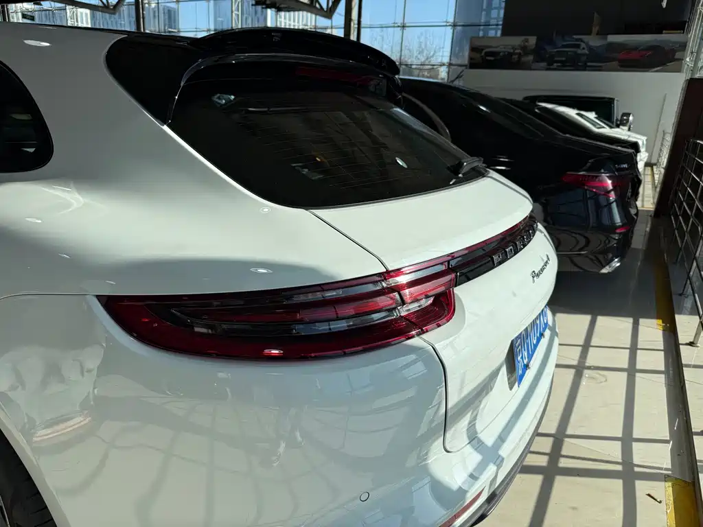 Panamera 2017 Panamera 4 Sport Turismo 3.0T купить на сайте DeffCars