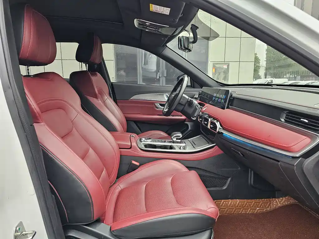 Jietu X70 PLUS 2021 facelift 1.5T DCT Mountain PRO 7 seats купить на сайте DeffCars