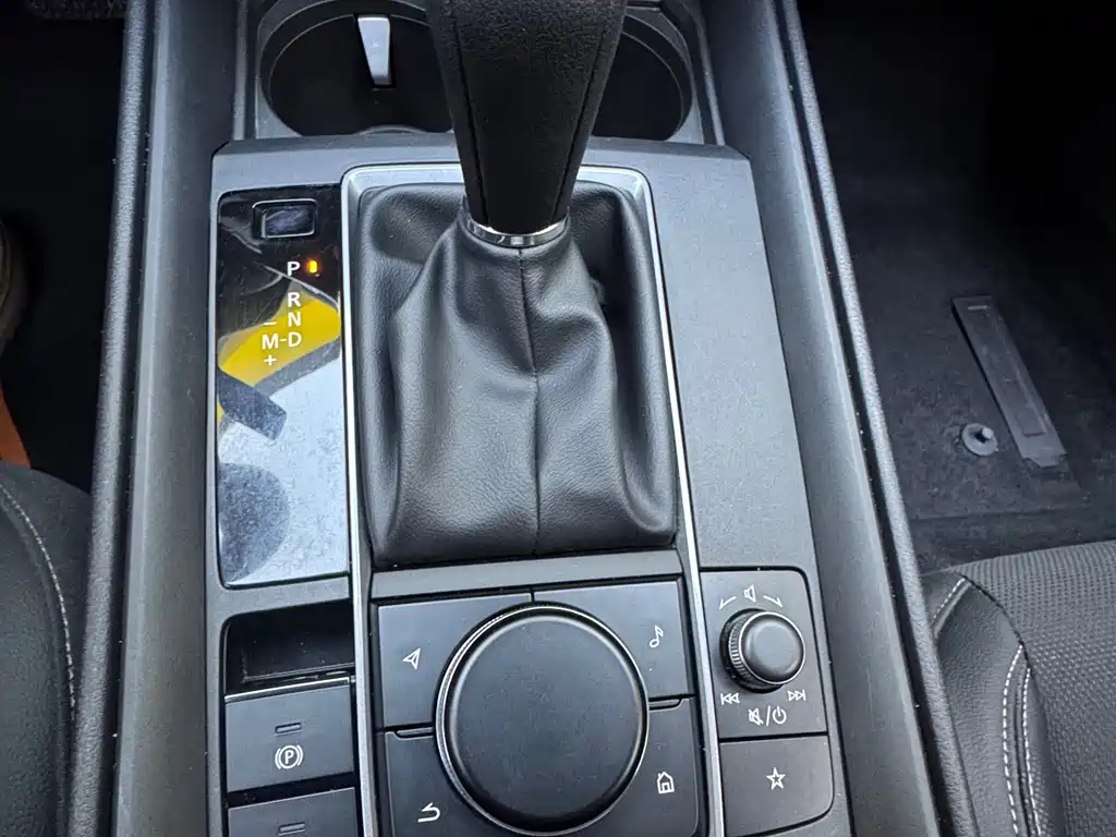 Mazda CX-50 2023 2.0L Leading Edition купить на сайте DeffCars