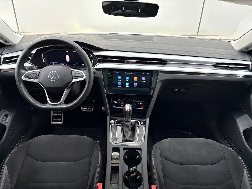 FAW-Volkswagen CC 2021 Hunting Vehicle 330TSI Hunting Edition купить на сайте DeffCars