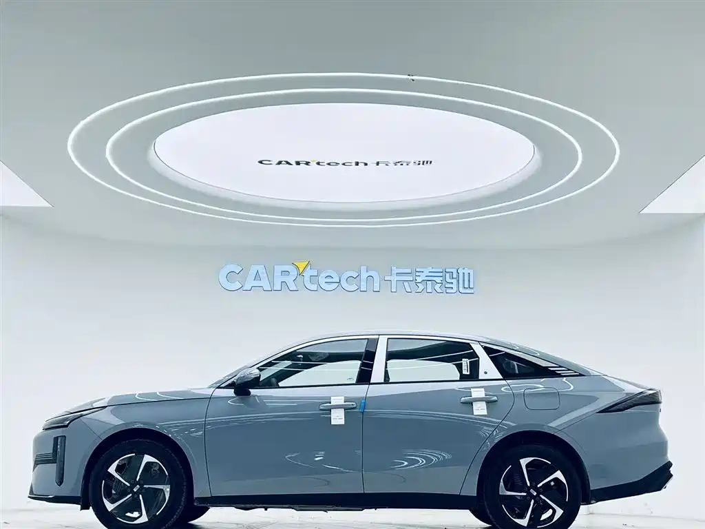 Galaxy L6 2025 EM-i 140km Discovery+ Edition купить на сайте DeffCars