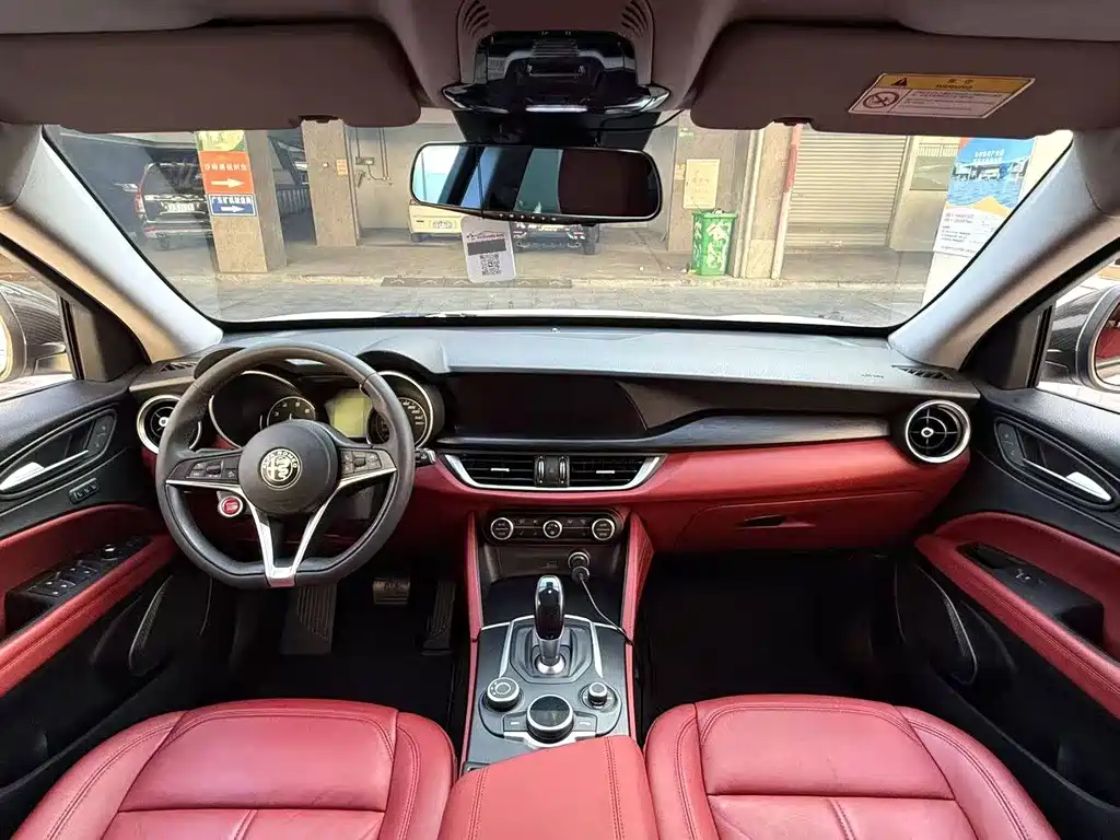 Stelvio 2017 2.0T 200HP Elite Edition купить на сайте DeffCars