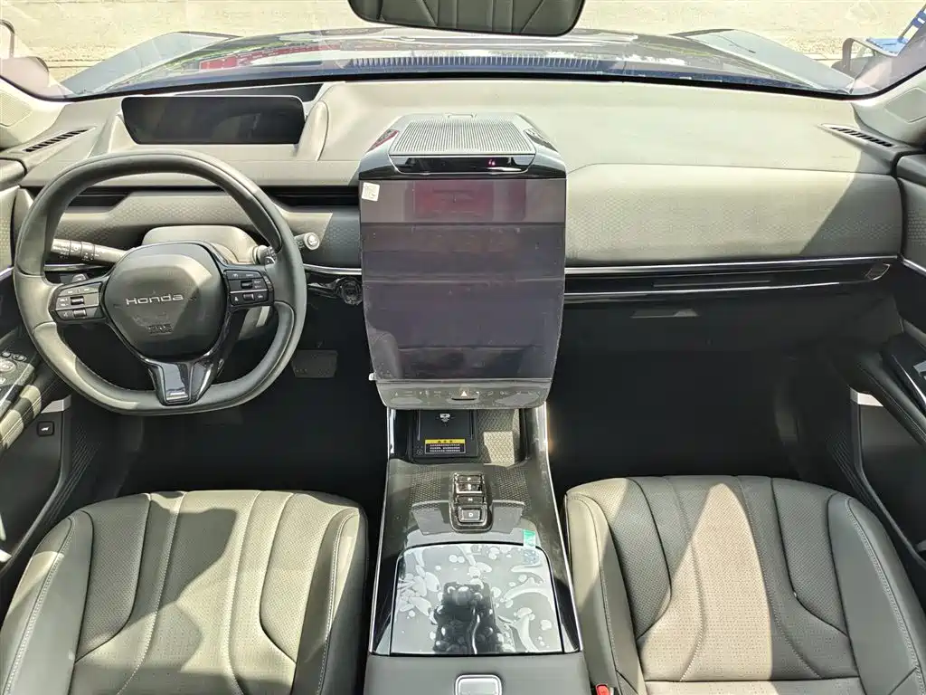 GAC Honda P7 2025 Rear Drive Long Range Pro купить на сайте DeffCars