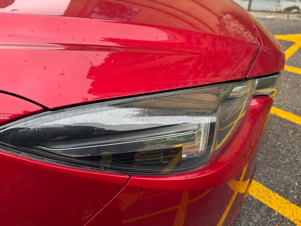 Mazda3 Angkesela 2019 Cloud Control Edition Sedan 1.5L Automatic Luxury Type National VI купить на сайте DeffCars
