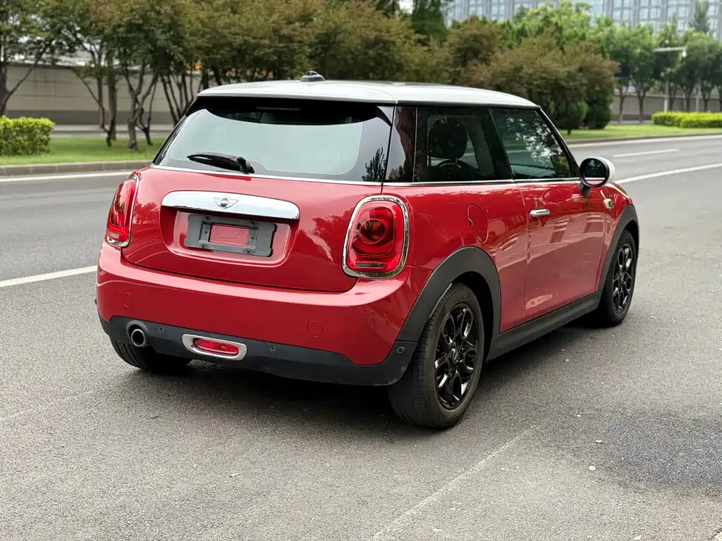 Mini 2014 1.5T Cooper Excitement купить на сайте DeffCars
