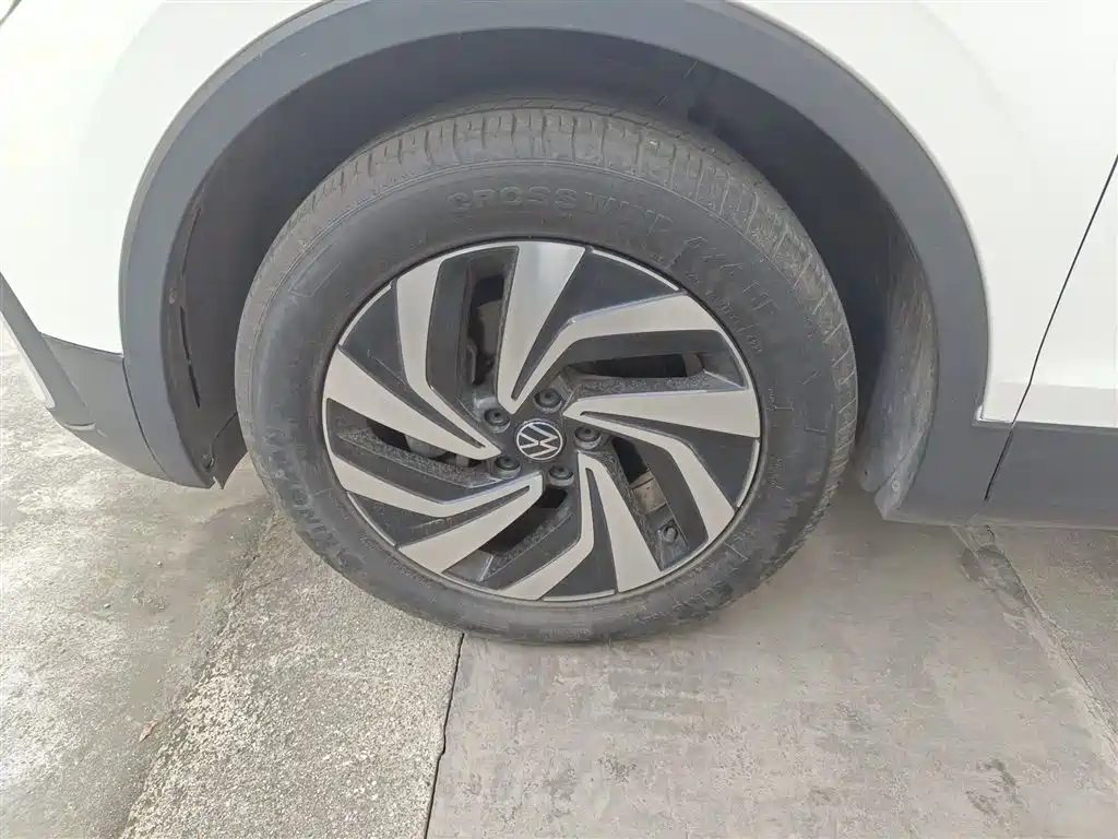 Tiguan L 2022 330TSI automatic two-wheel drive comfort version купить на сайте DeffCars