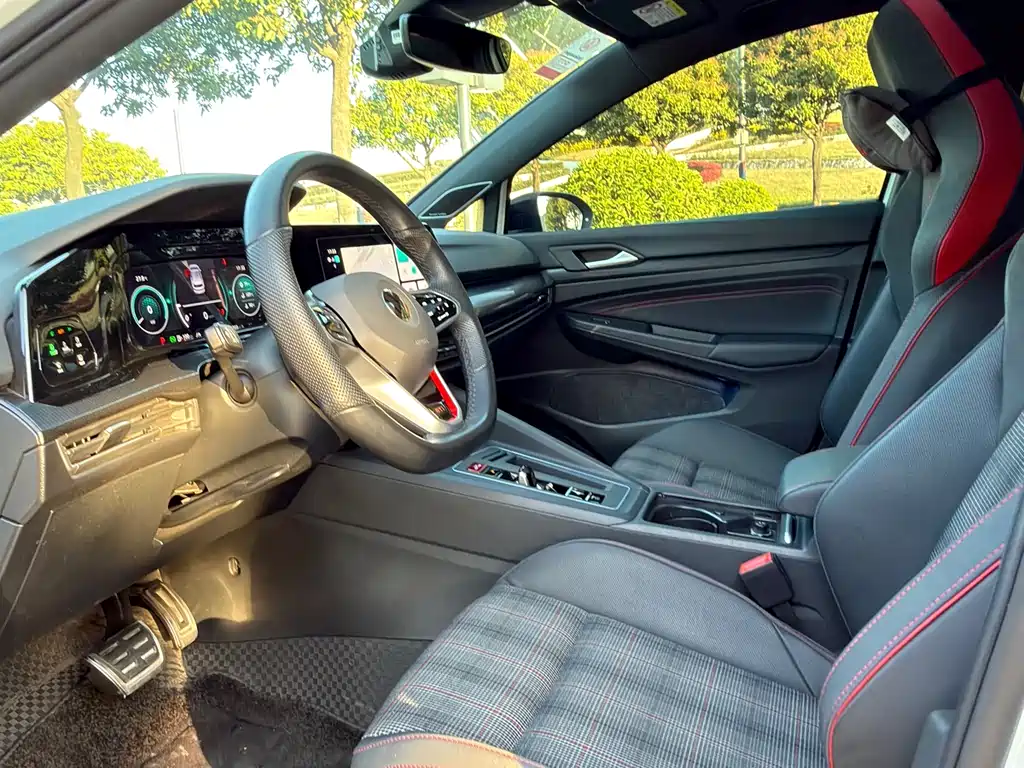 Golf GTI 2023 380TSI DSG GTI купить на сайте DeffCars