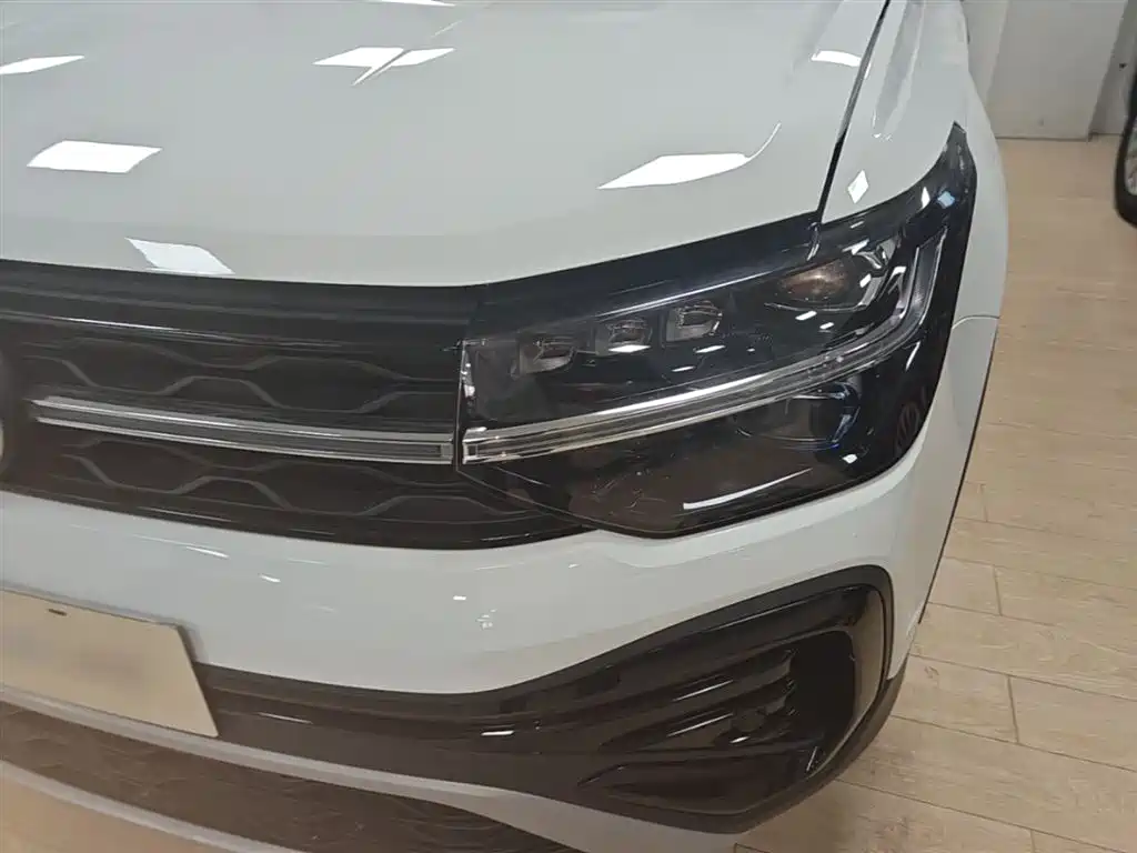 Tuyue 2023 300TSI 2WD Moon Edition купить на сайте DeffCars