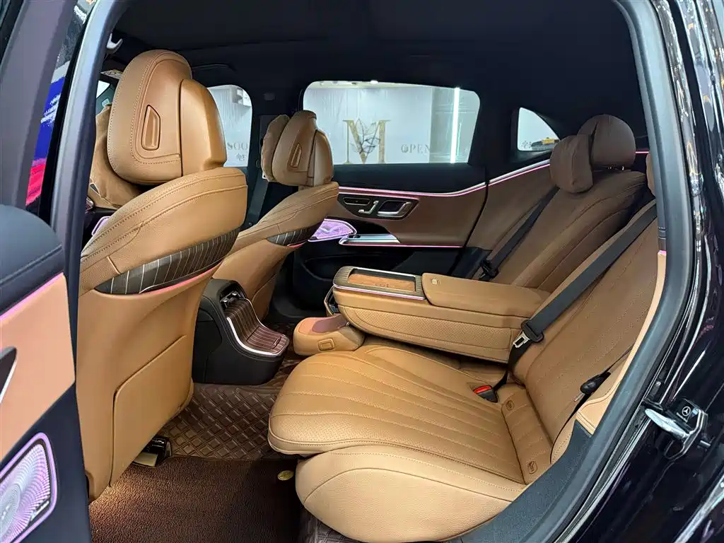 Mercedes-Benz E-Class 2024 E 300 L Luxury Model купить на сайте DeffCars