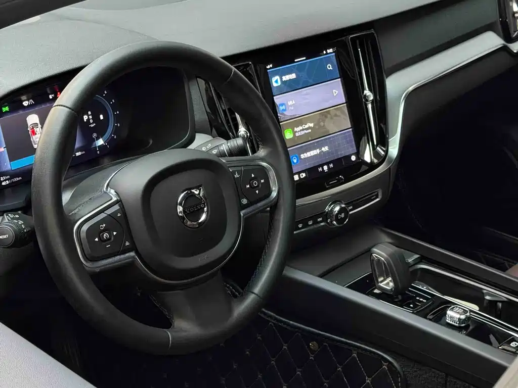 Volvo S60 2023 B4 Zhiyuan Luxury Edition купить на сайте DeffCars