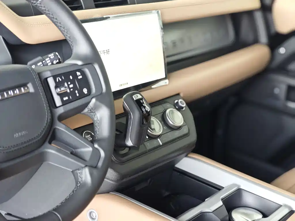 Land Rover Defender 2025 110 3.0T P400 Dark Special Edition купить на сайте DeffCars