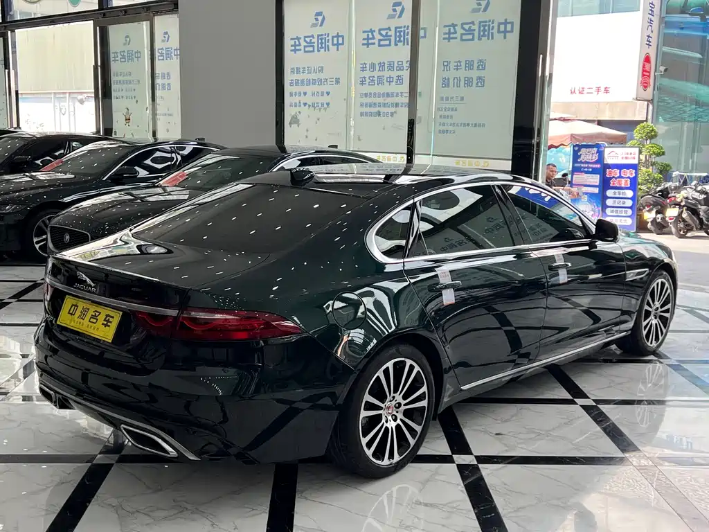 Jaguar XFL 2024 2.0T P250 two-wheel drive exclusive luxury version купить на сайте DeffCars