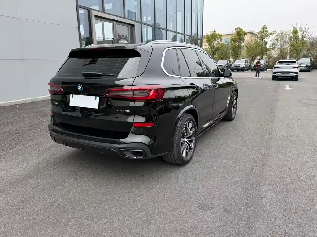 BMW X5 2022 xDrive 30Li M Sports Package купить на сайте DeffCars