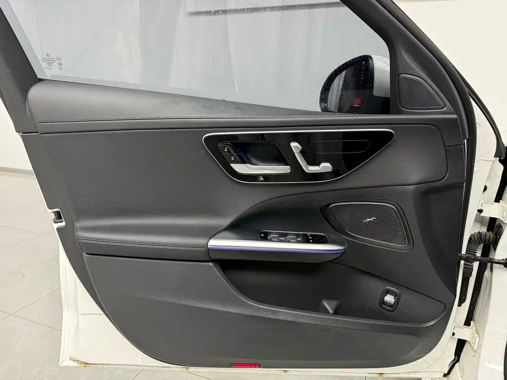 Mercedes-Benz C-Class 2025 C 260 L Sports Edition купить на сайте DeffCars