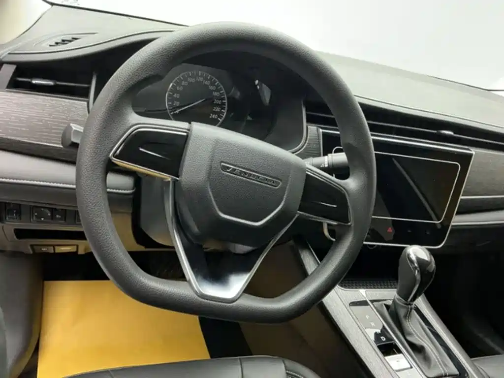 Venucia D60 2021 PLUS 1.6L XL CVT Yueliang Edition купить на сайте DeffCars