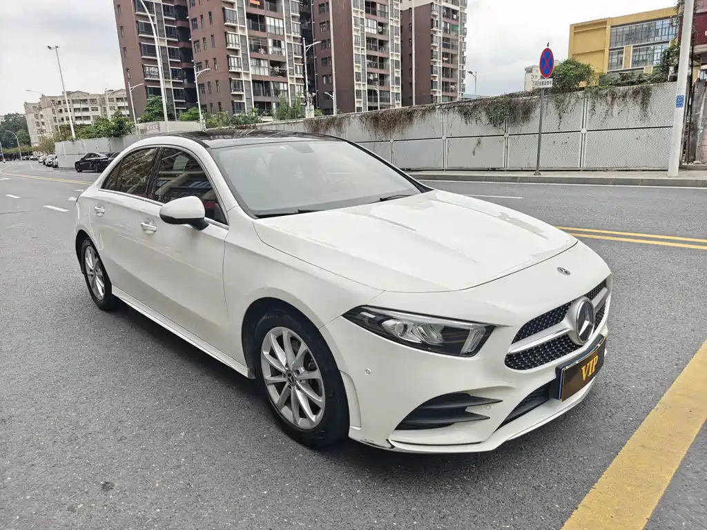 Mercedes-Benz A-Class 2020 Facelift A 200 L Sports Sedan Fashionable купить на сайте DeffCars