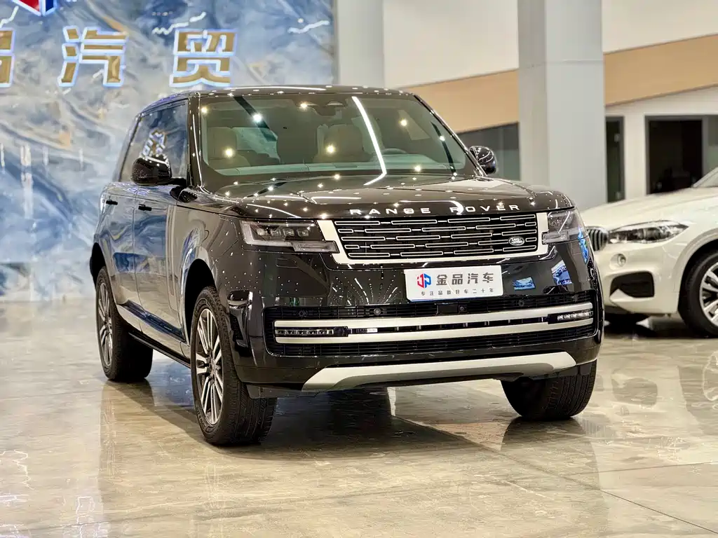 Range Rover 2024 3.0 L6 400PS Extended Edition, seven seats купить на сайте DeffCars