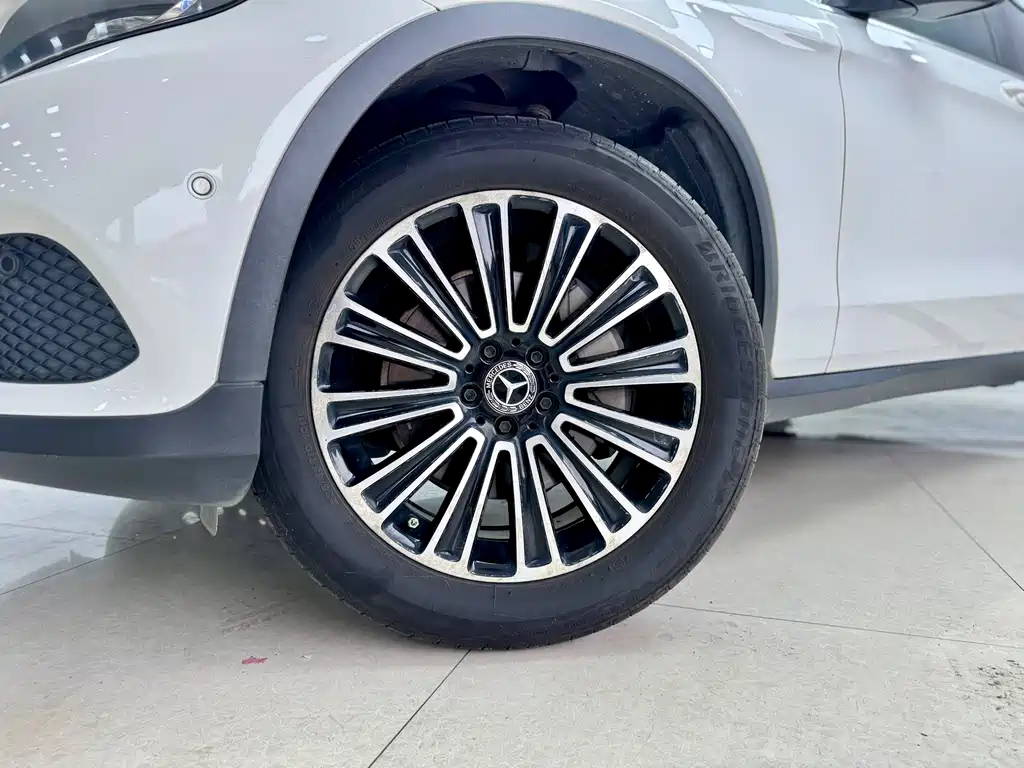 Mercedes-Benz GLC 2018 GLC 200 4MATIC купить на сайте DeffCars