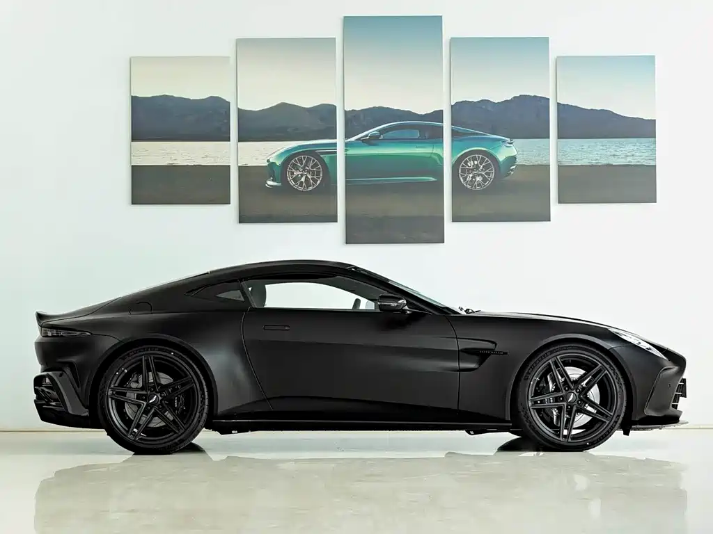 V8 Vantage 2024 4.0T V8 Coupe купить на сайте DeffCars