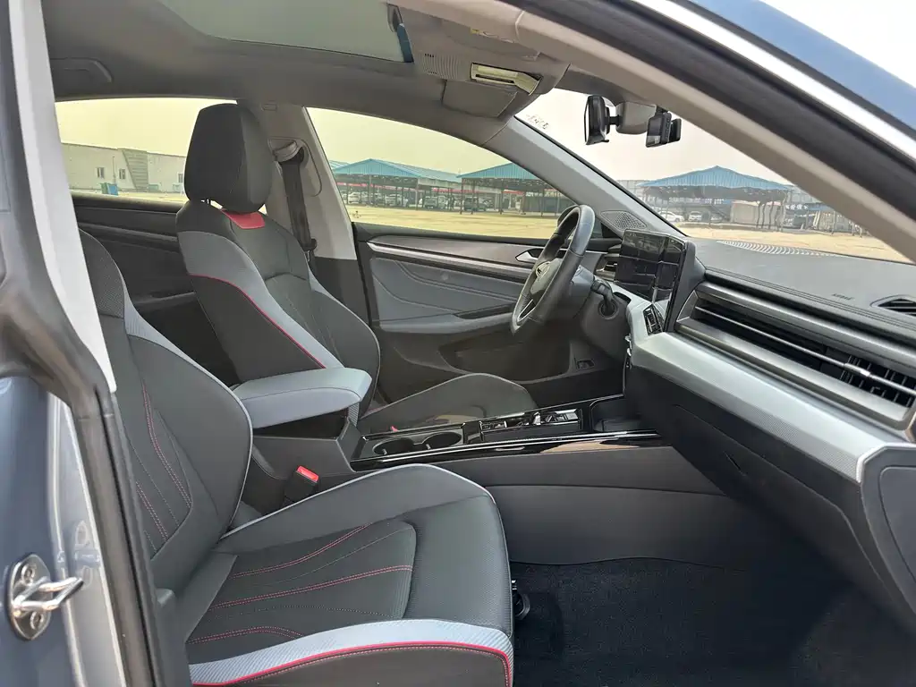 Lingdu 2023 Lingdu L 280TSI DSG Hot Edition купить на сайте DeffCars