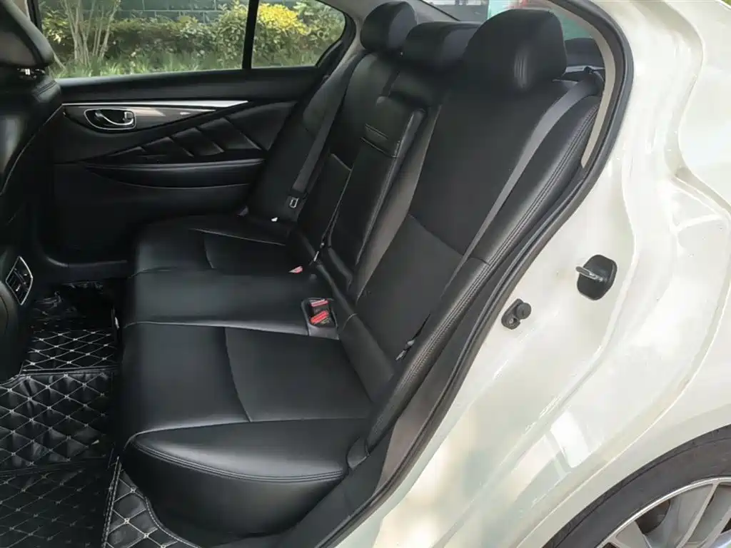 Infiniti Q50L 2022 2.0T Comfort Edition купить на сайте DeffCars