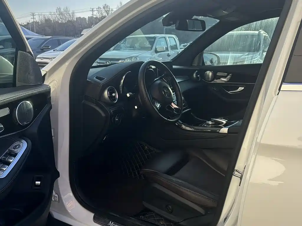 Mercedes-Benz GLC 2019 GLC 260 4MATIC Dynamic купить на сайте DeffCars