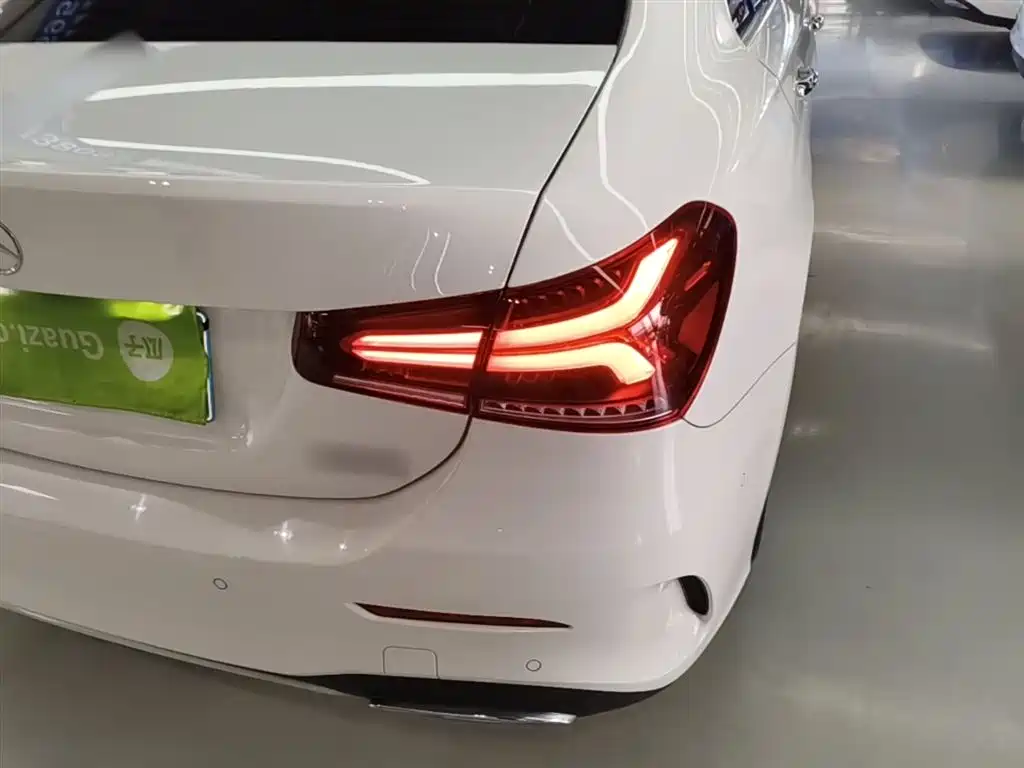 Mercedes-Benz A-Class 2022 A 200 L Sports Sedan Dynamic Type купить на сайте DeffCars