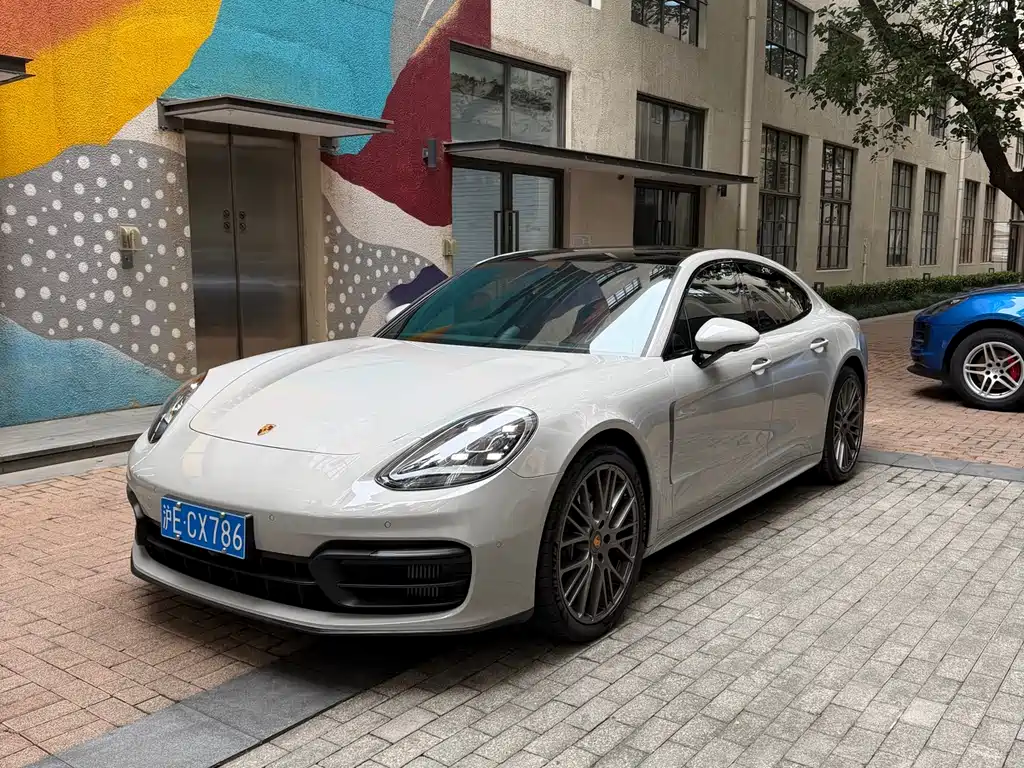Panamera 2023 Panamera 2.9T Platinum Edition купить на сайте DeffCars