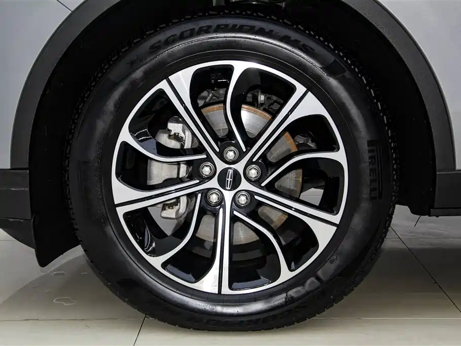 Voyager 2023 2.0T four-wheel drive premium version купить на сайте DeffCars