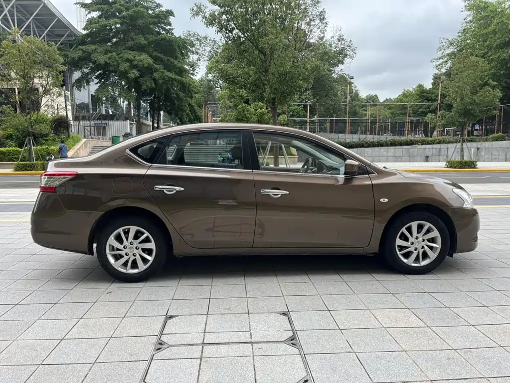 Sylphy 2012 1.6XL manual luxury version купить на сайте DeffCars