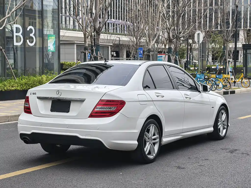 Mercedes-Benz C-Class 2013 C 180 Classic Grand Edition купить на сайте DeffCars