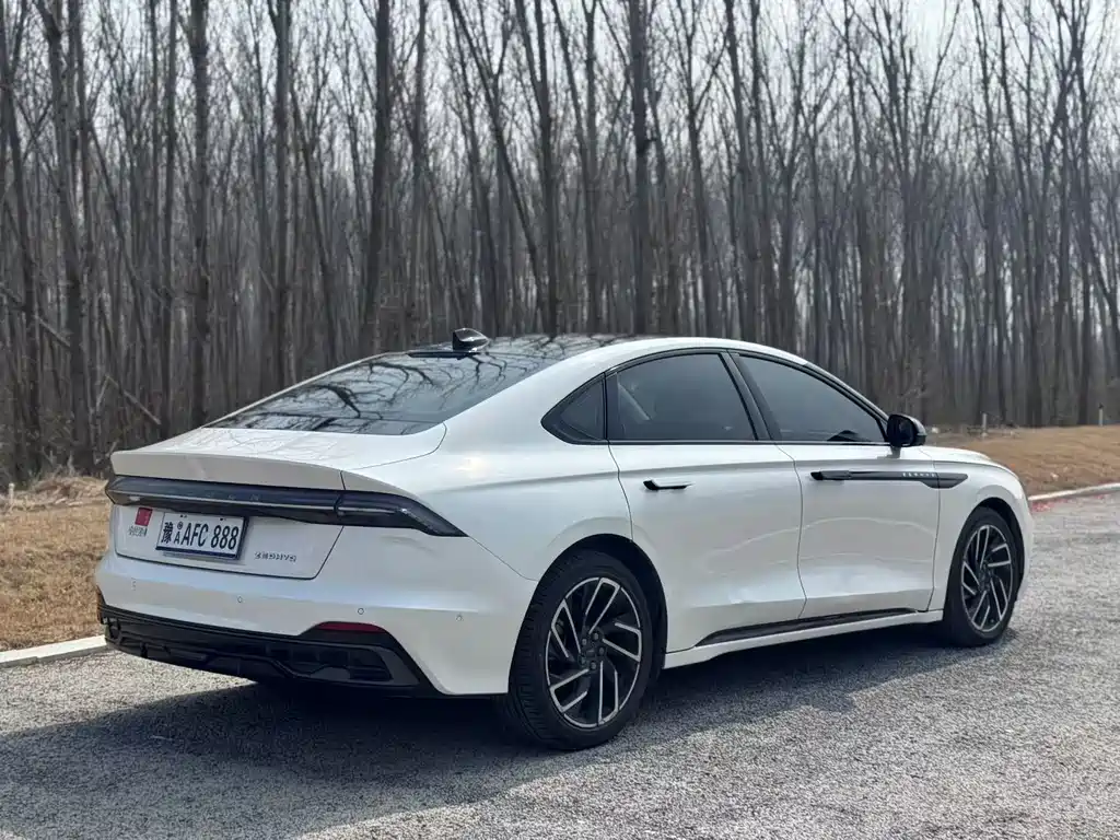 Lincoln Z 2022 iCool Zunya Edition купить на сайте DeffCars