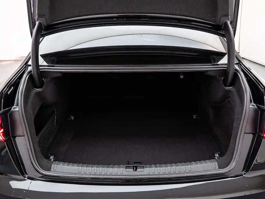 Audi A6L 2024 45 TFSI Premium Dynamic Model купить на сайте DeffCars