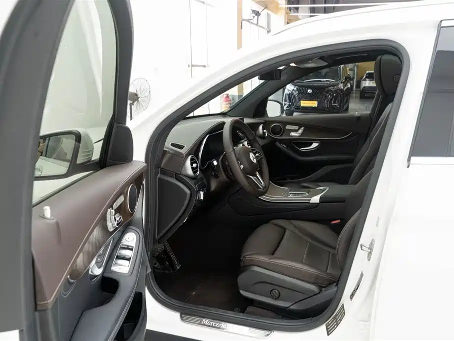 Mercedes-Benz GLC 2020 facelift GLC 300 L 4MATIC dynamic купить на сайте DeffCars