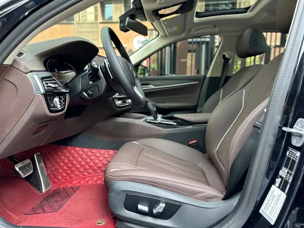 BMW 5 Series 2022 facelift 2 530Li leading model luxury package купить на сайте DeffCars