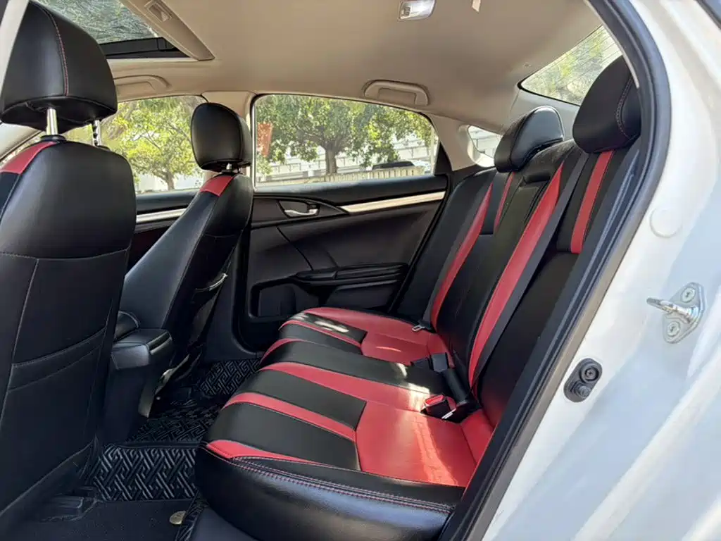 Civic 2019 220TURBO CVT Dynamic Edition National V купить на сайте DeffCars