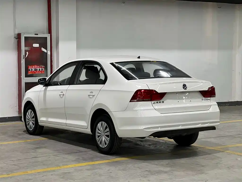 Santana 2021 1.5L automatic fashion version купить на сайте DeffCars